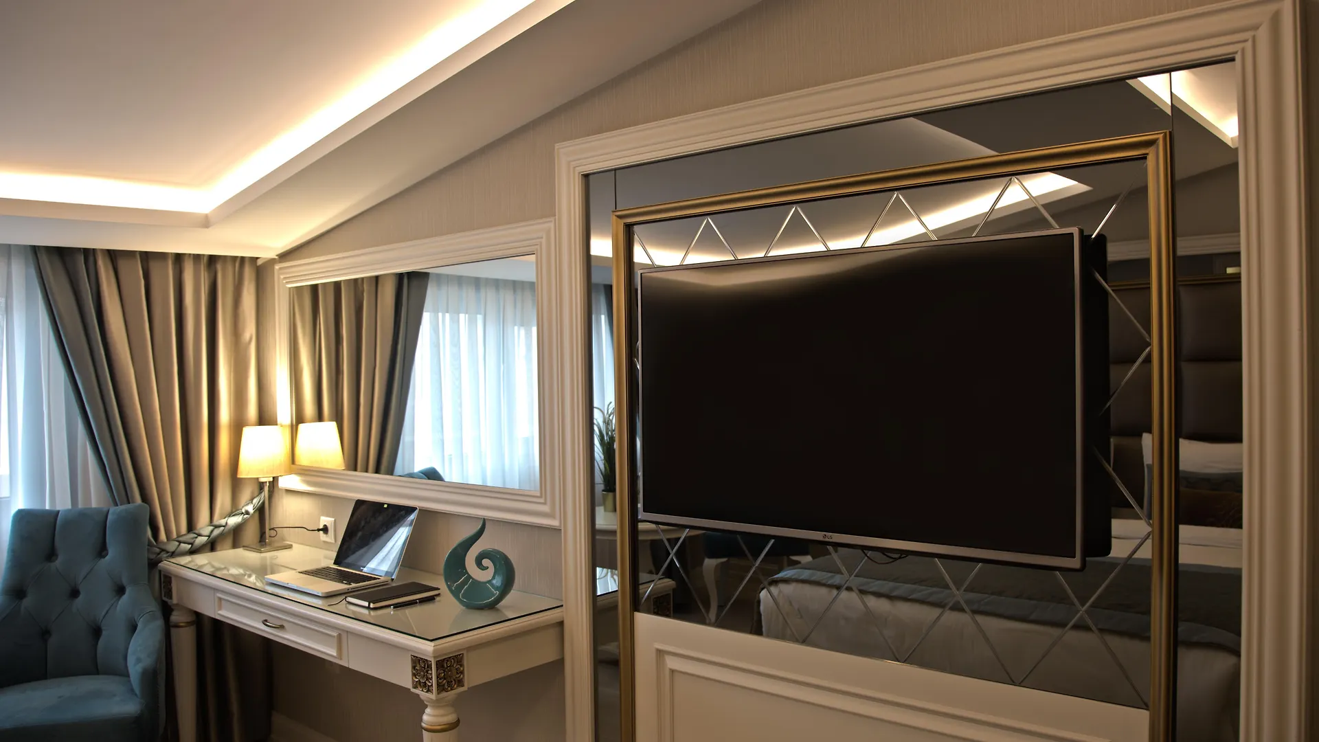Bueke Hotel Sisli Istanbul 4*,